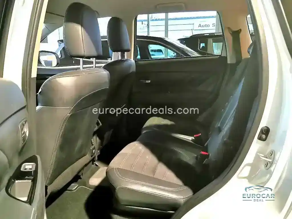 Mitsubishi Plug-in Hybrid Outlander