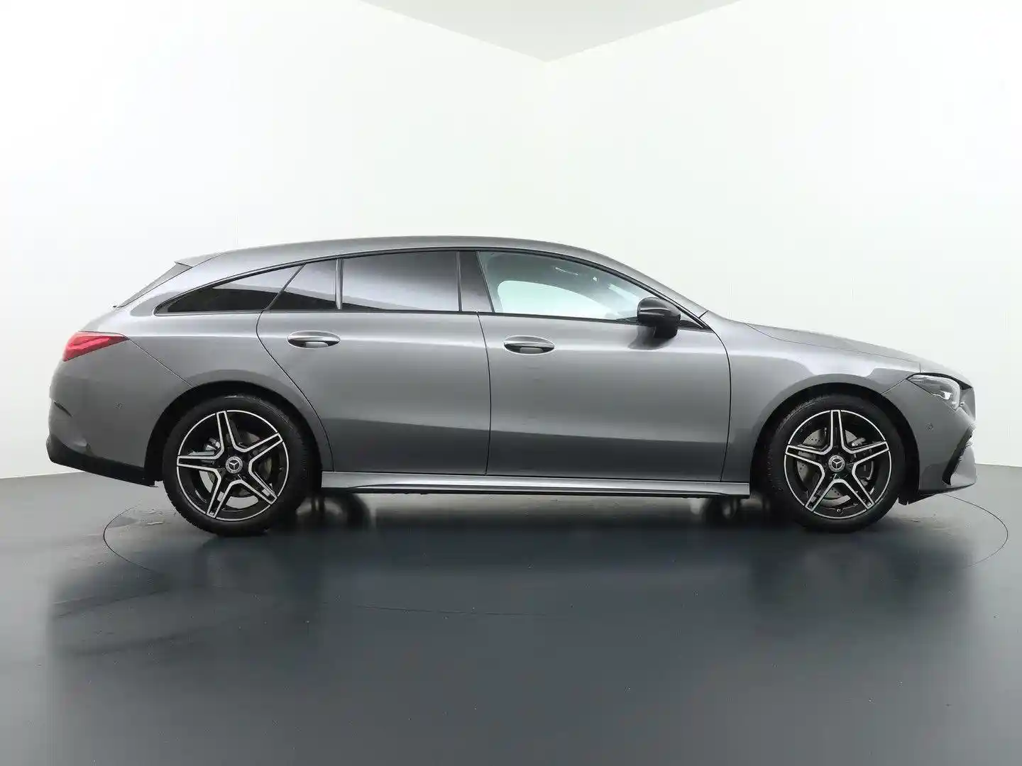 Mercedes-Benz CLA 200 Shooting Brake