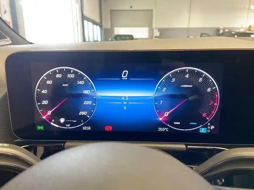 Mercedes-Benz B 200