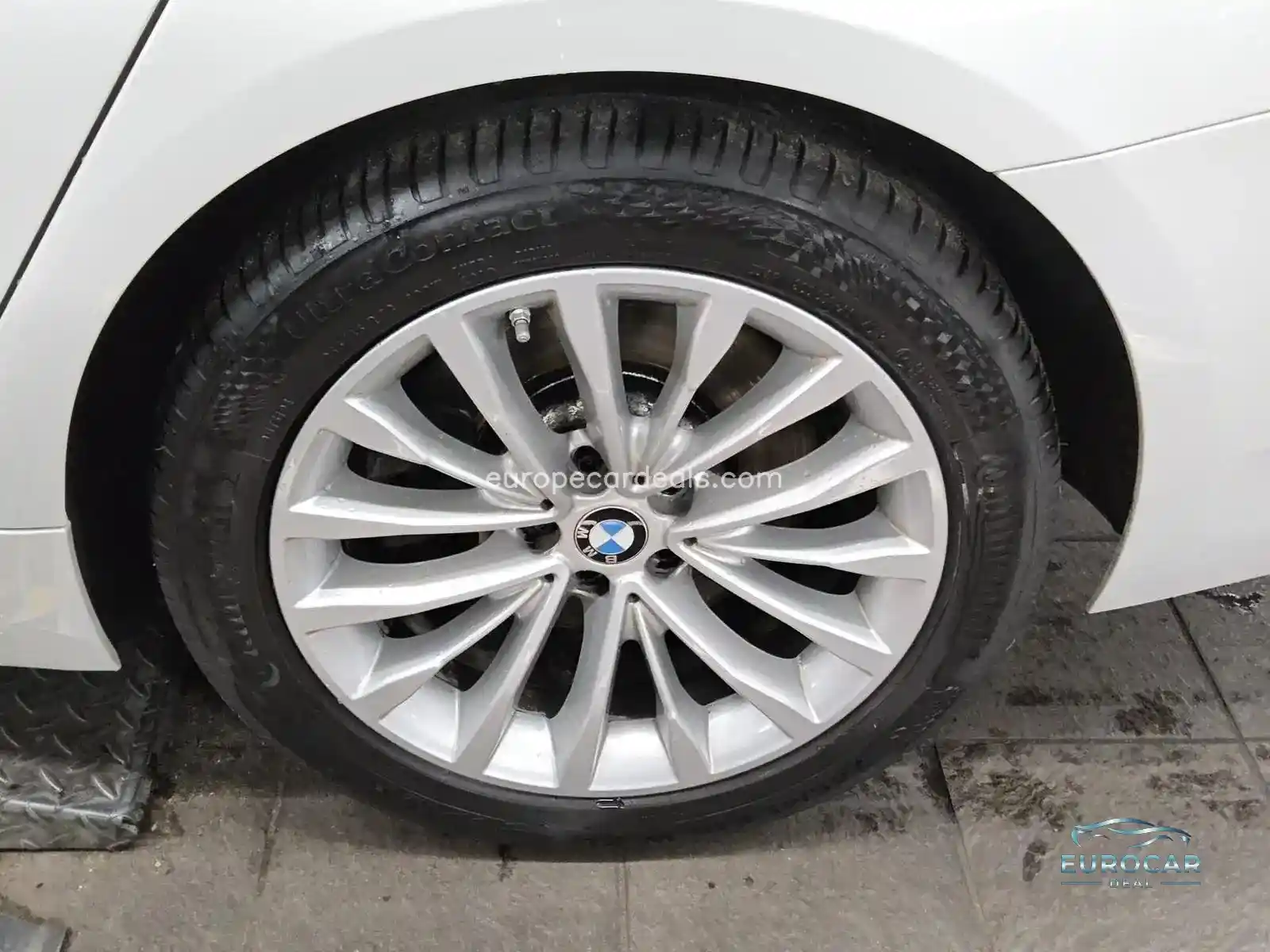 BMW 530