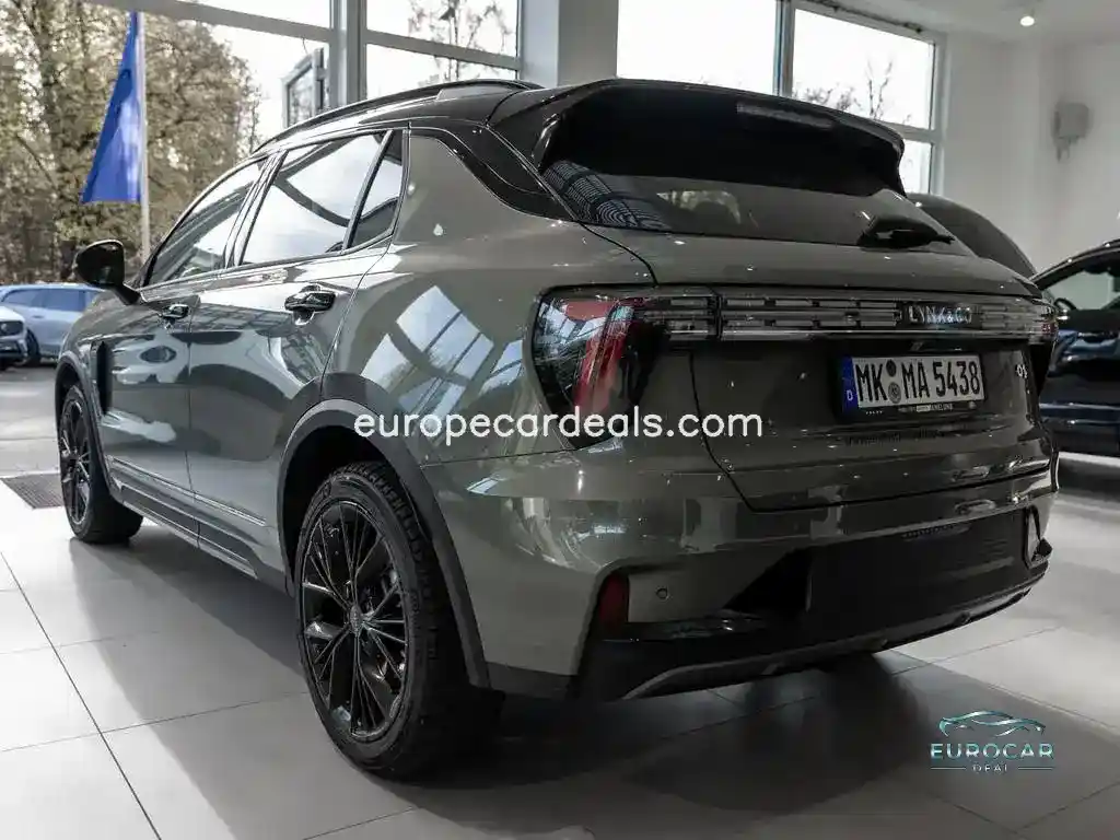 Lynk&Co 01