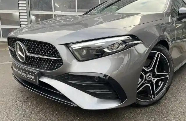 Mercedes-Benz A 220