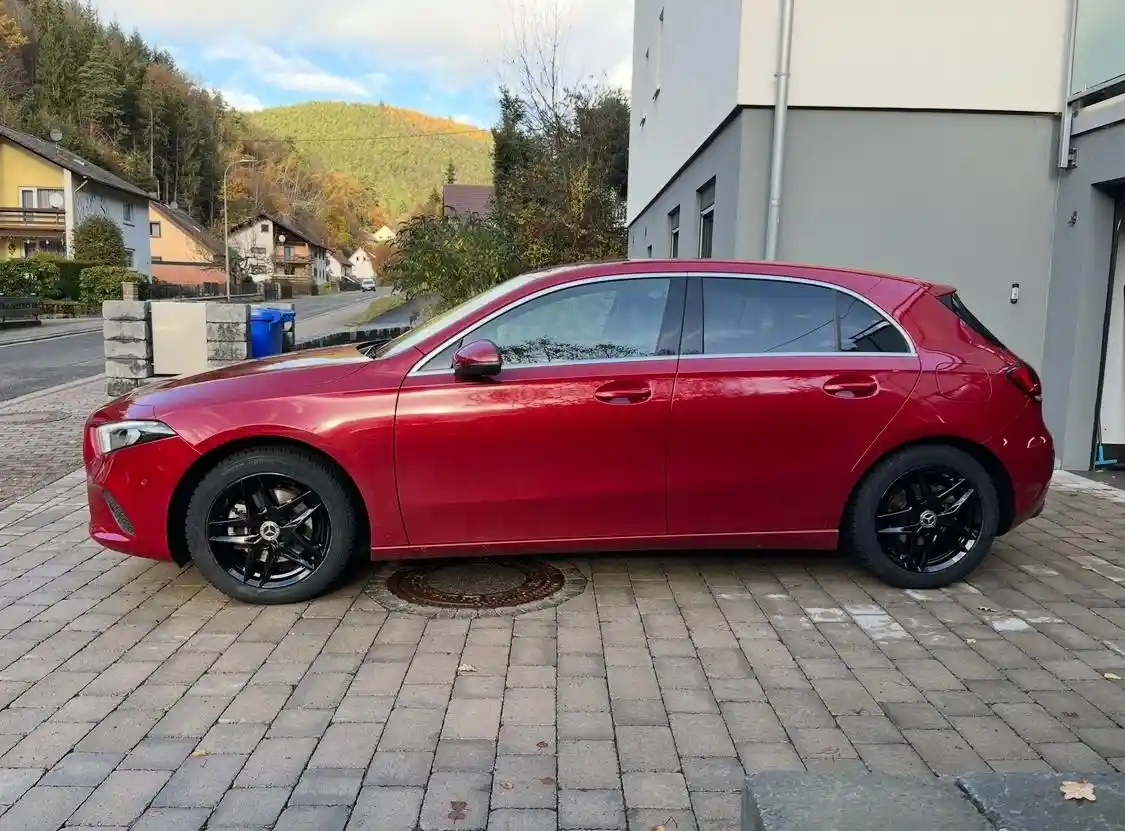 Mercedes-Benz A 200