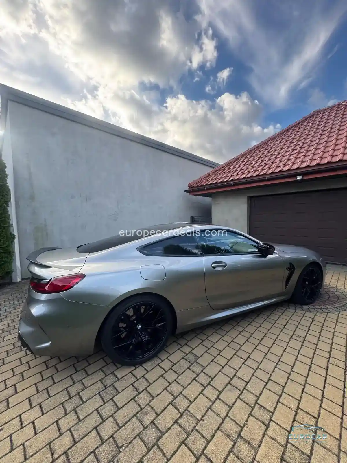 BMW M8