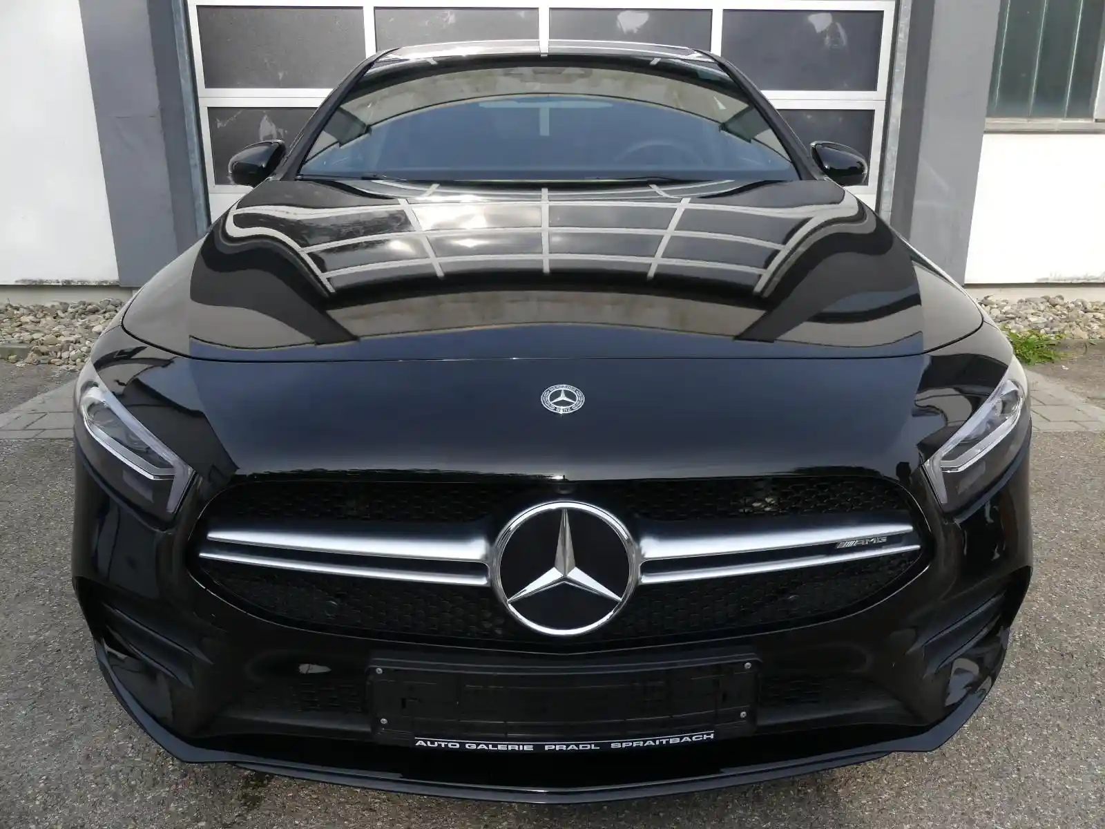 Mercedes-Benz A 35 AMG