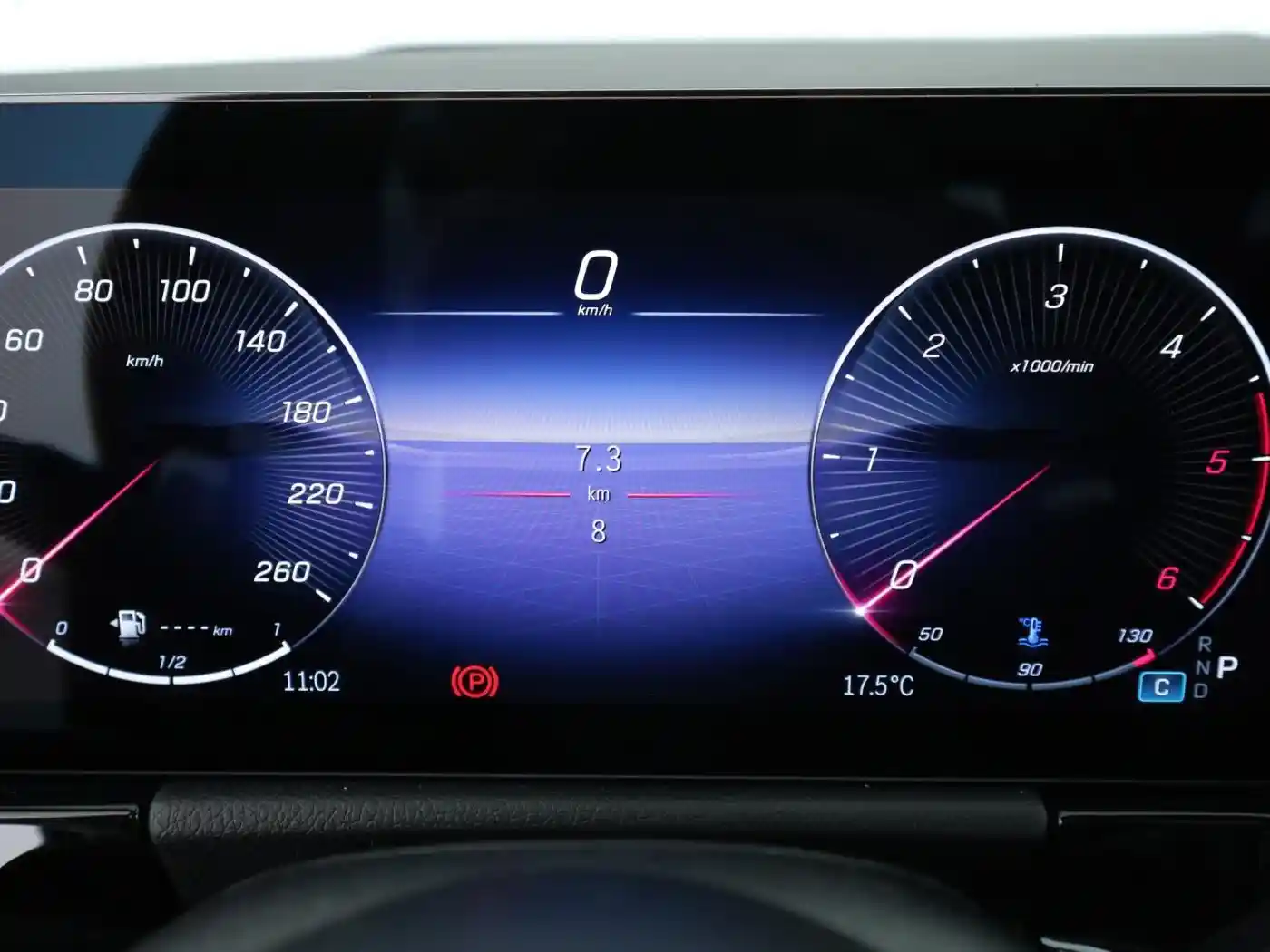 Mercedes-Benz B 220