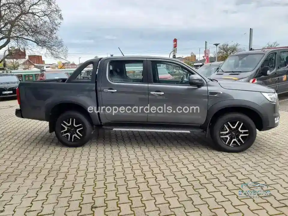 JAC 8 Pro