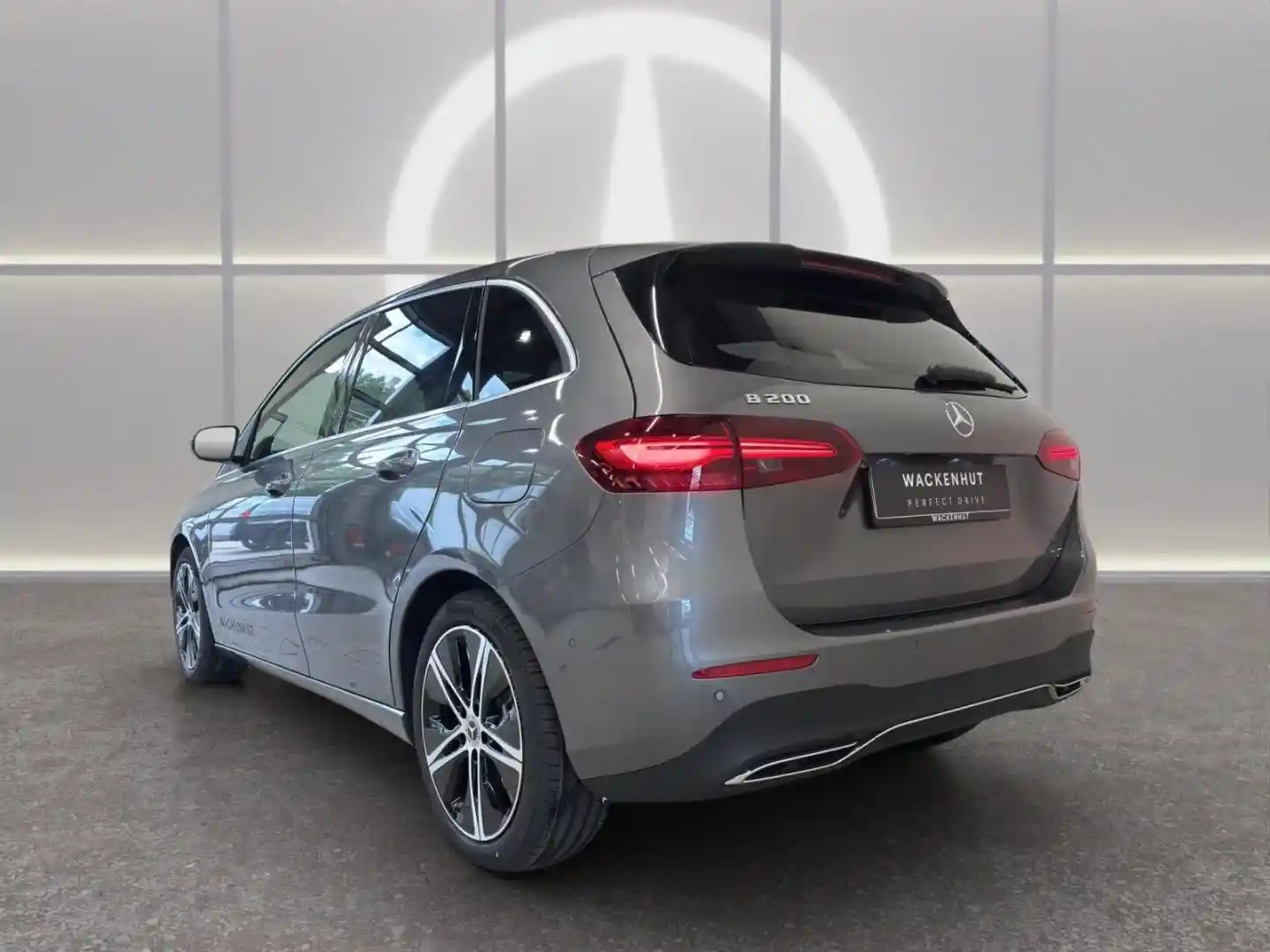 Mercedes-Benz B 200