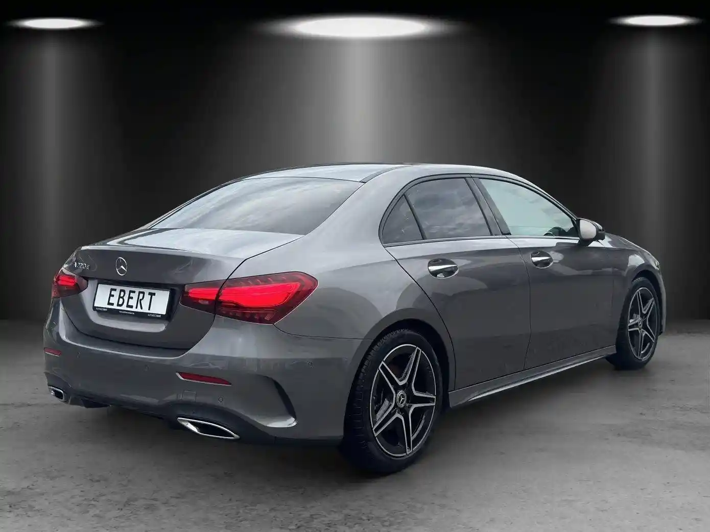 Mercedes-Benz A 220