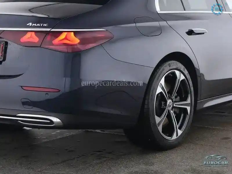Mercedes-Benz E 300
