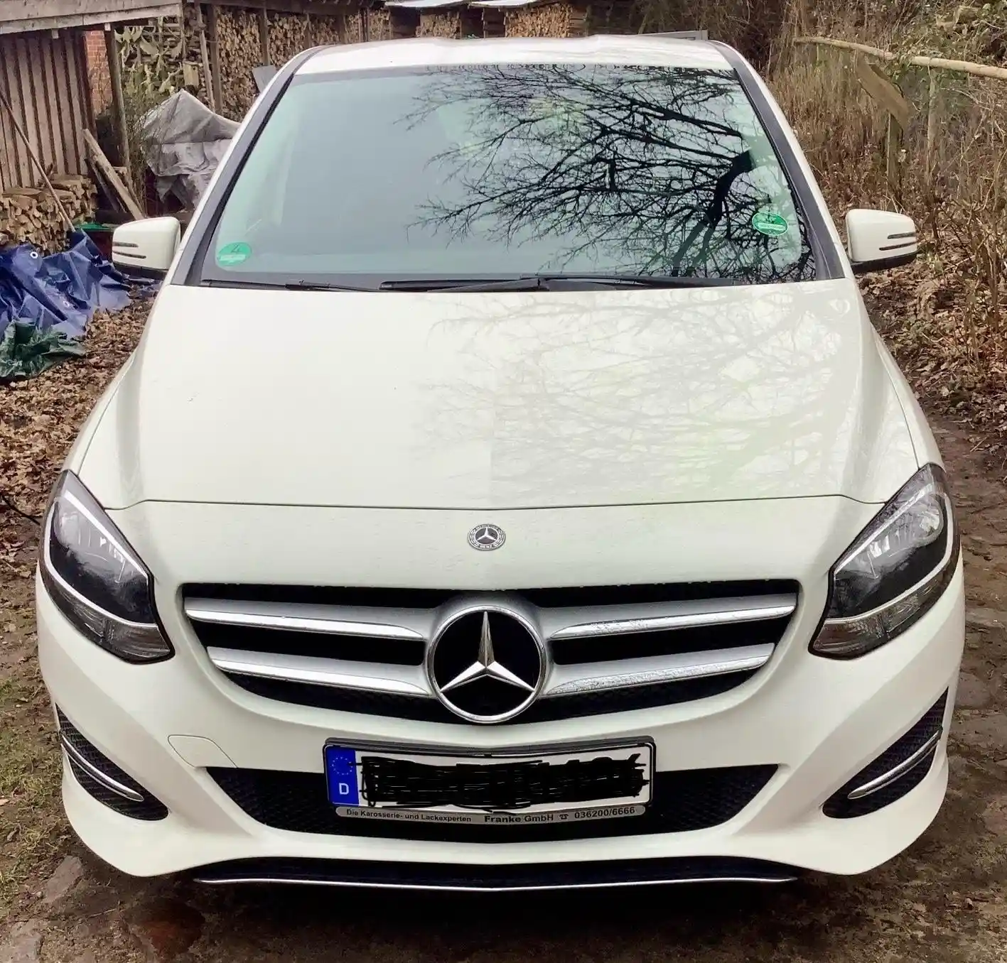 Mercedes-Benz B 180