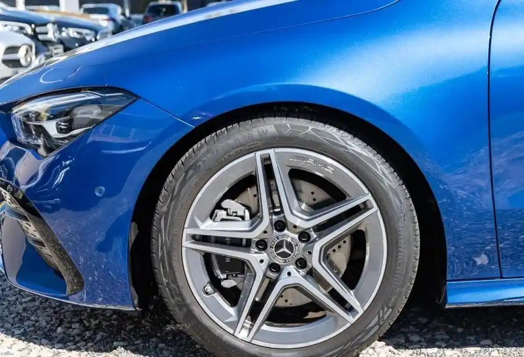 Mercedes-Benz CLA 200 Shooting Brake