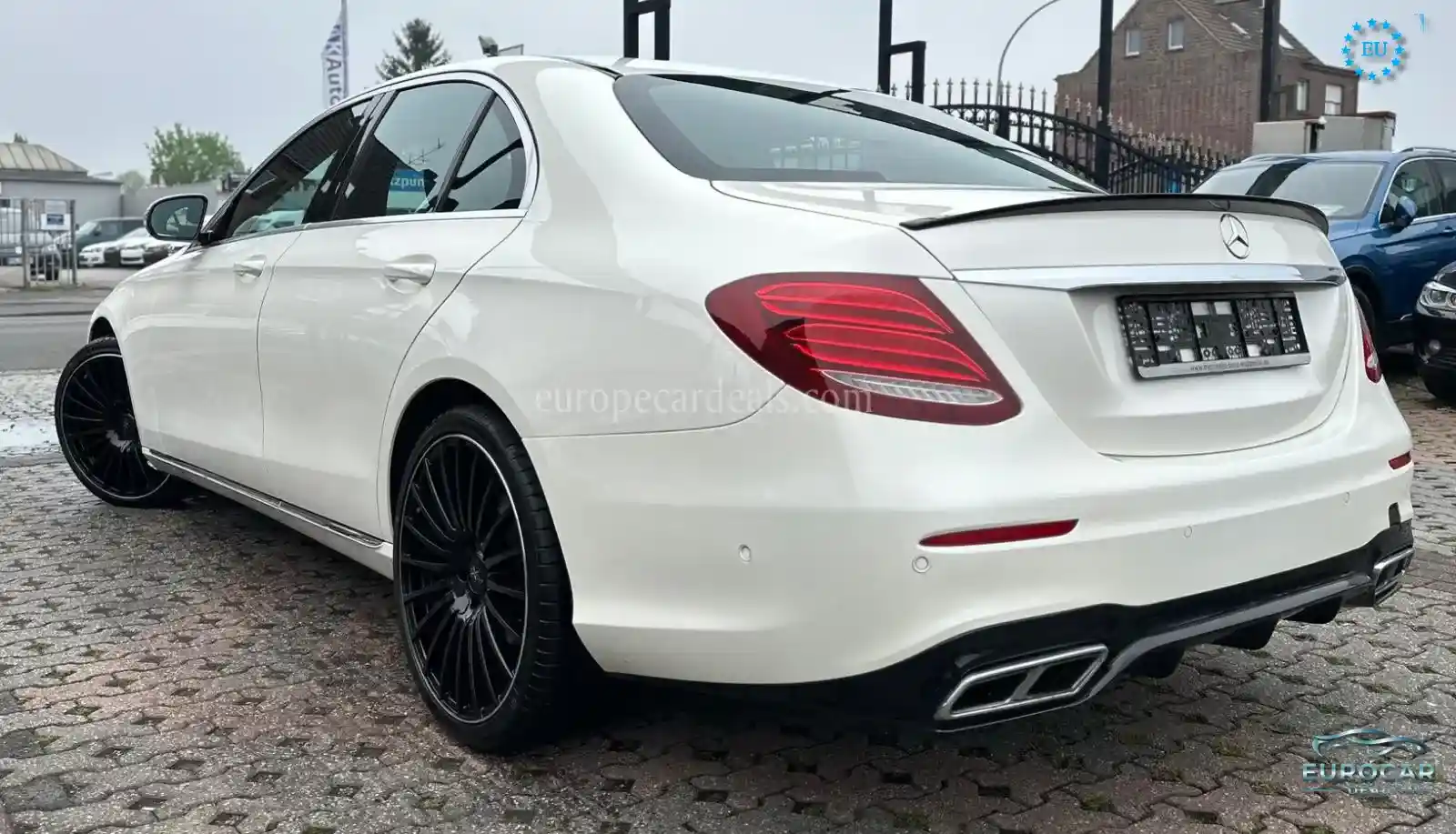 Mercedes-Benz E 200
