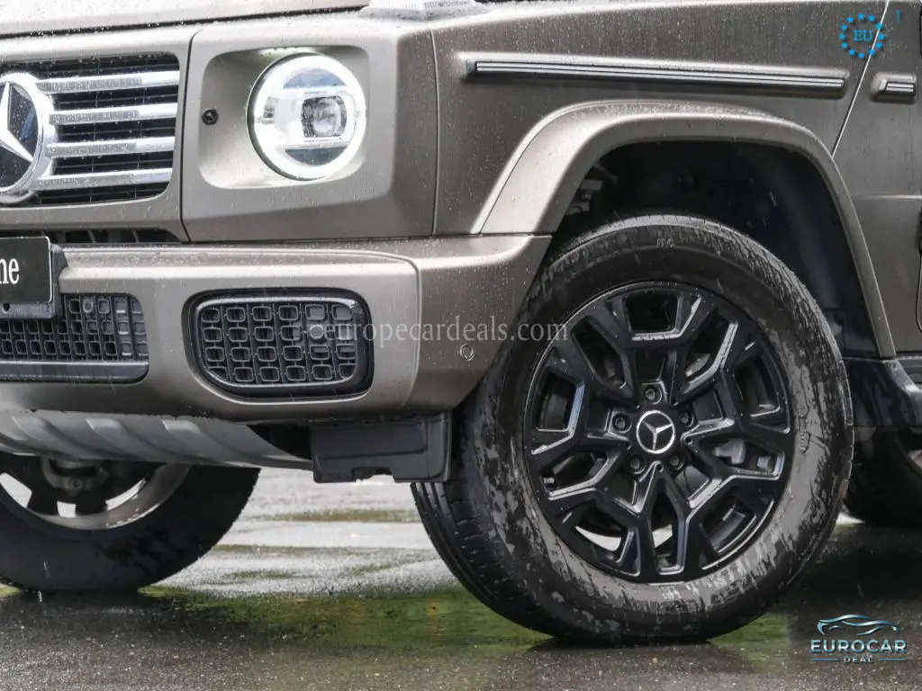Mercedes-Benz G 500