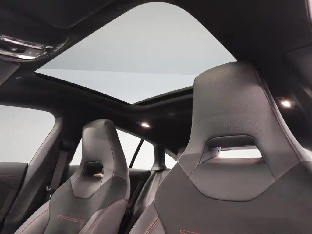 Mercedes-Benz CLA 200 Shooting Brake