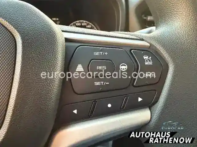 Single Cab 4WD L MY2025*Spurhalteass.*Verk