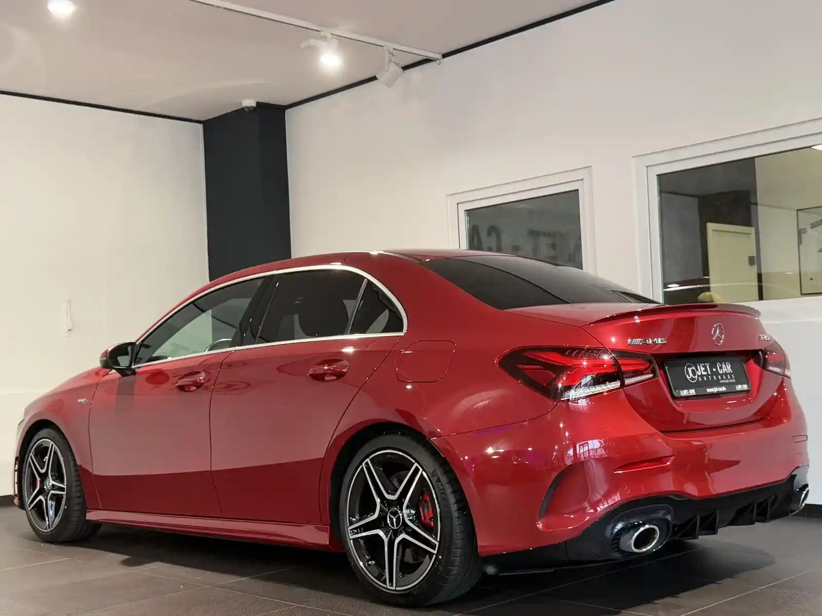 Mercedes-Benz A 35 AMG