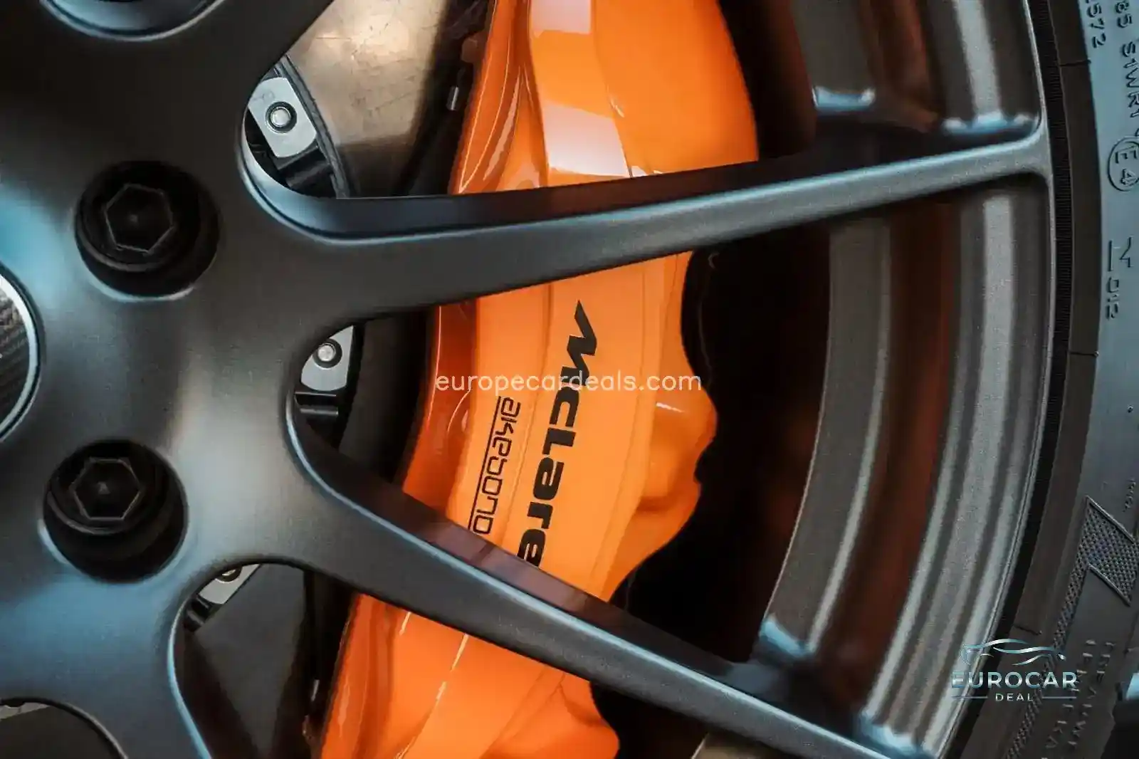 McLaren P1