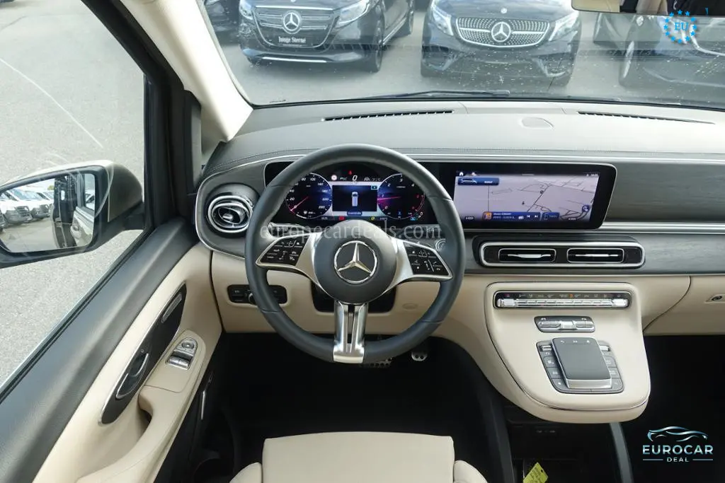Mercedes-Benz V 250