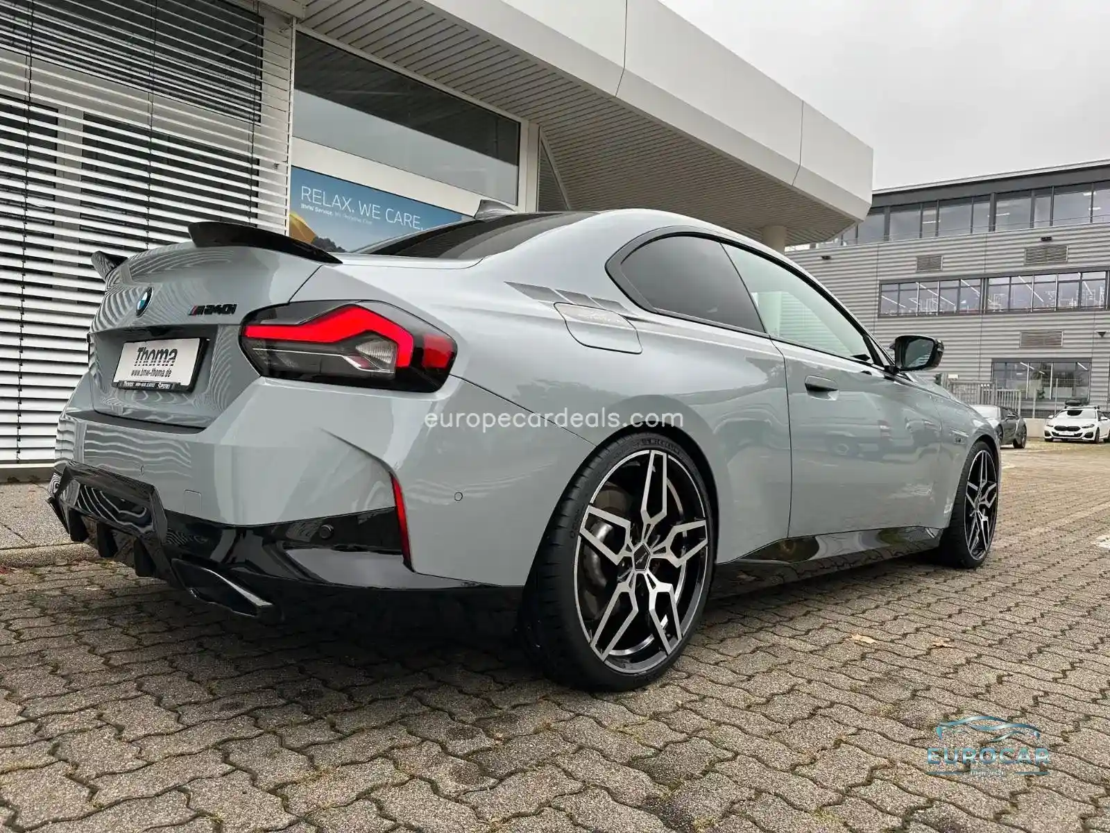 BMW M240i