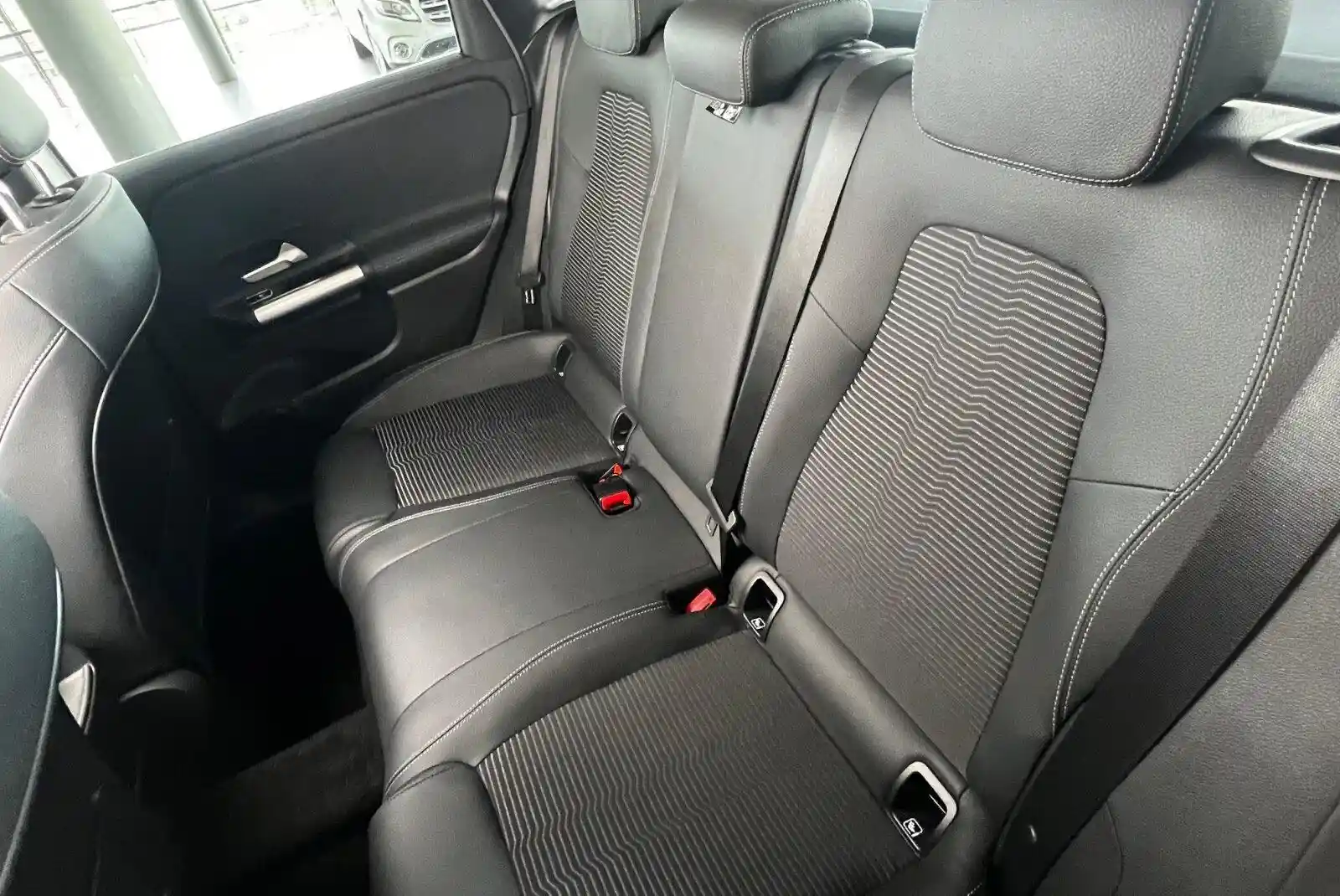 Mercedes-Benz B 250