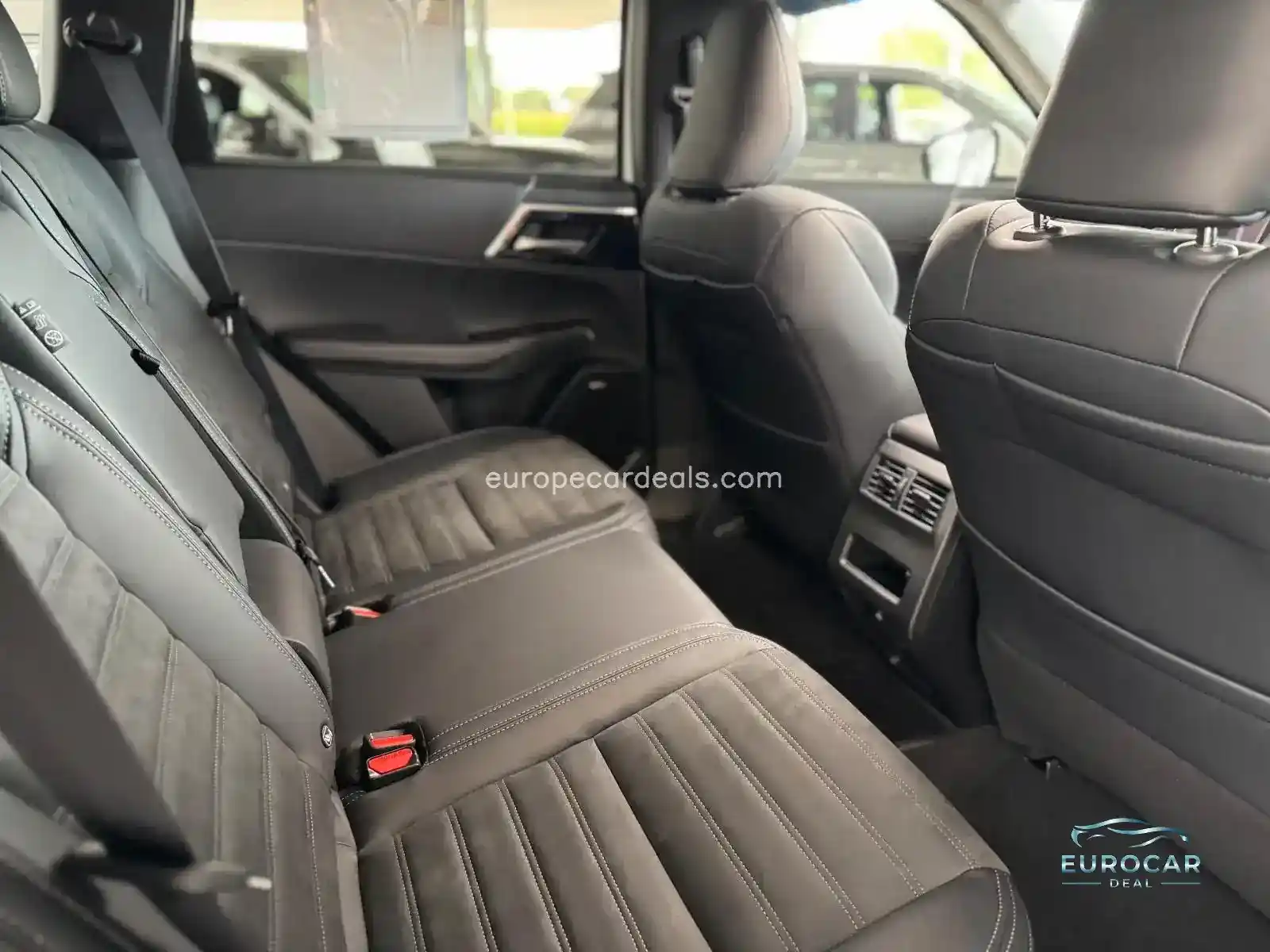Mitsubishi Plug-in Hybrid Outlander