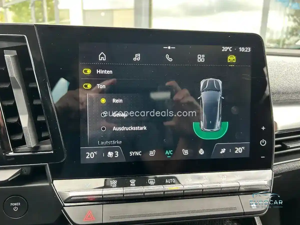 Renault Megane E-TECH