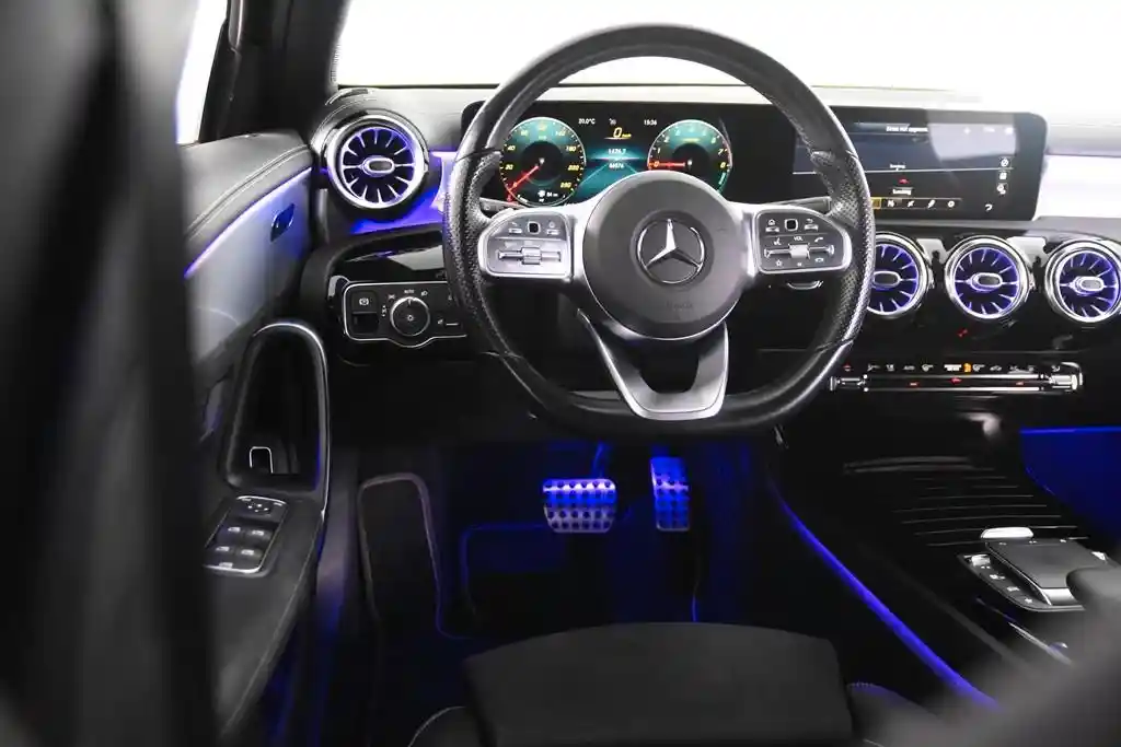 Mercedes-Benz A 250