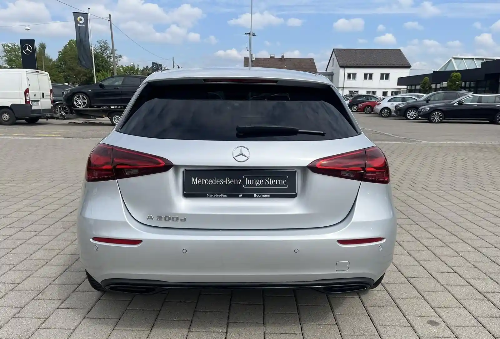 Mercedes-Benz A 200