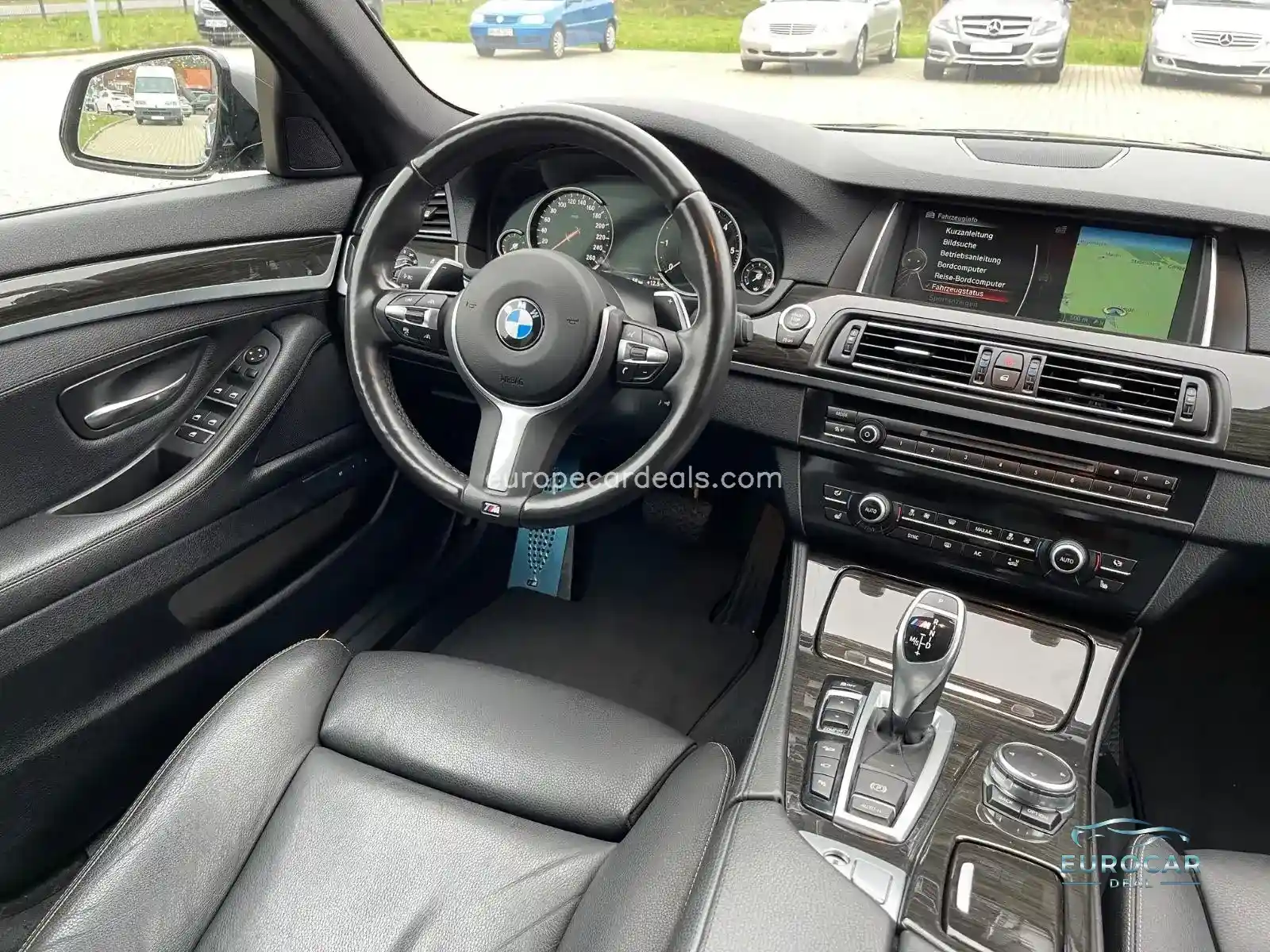 BMW M550