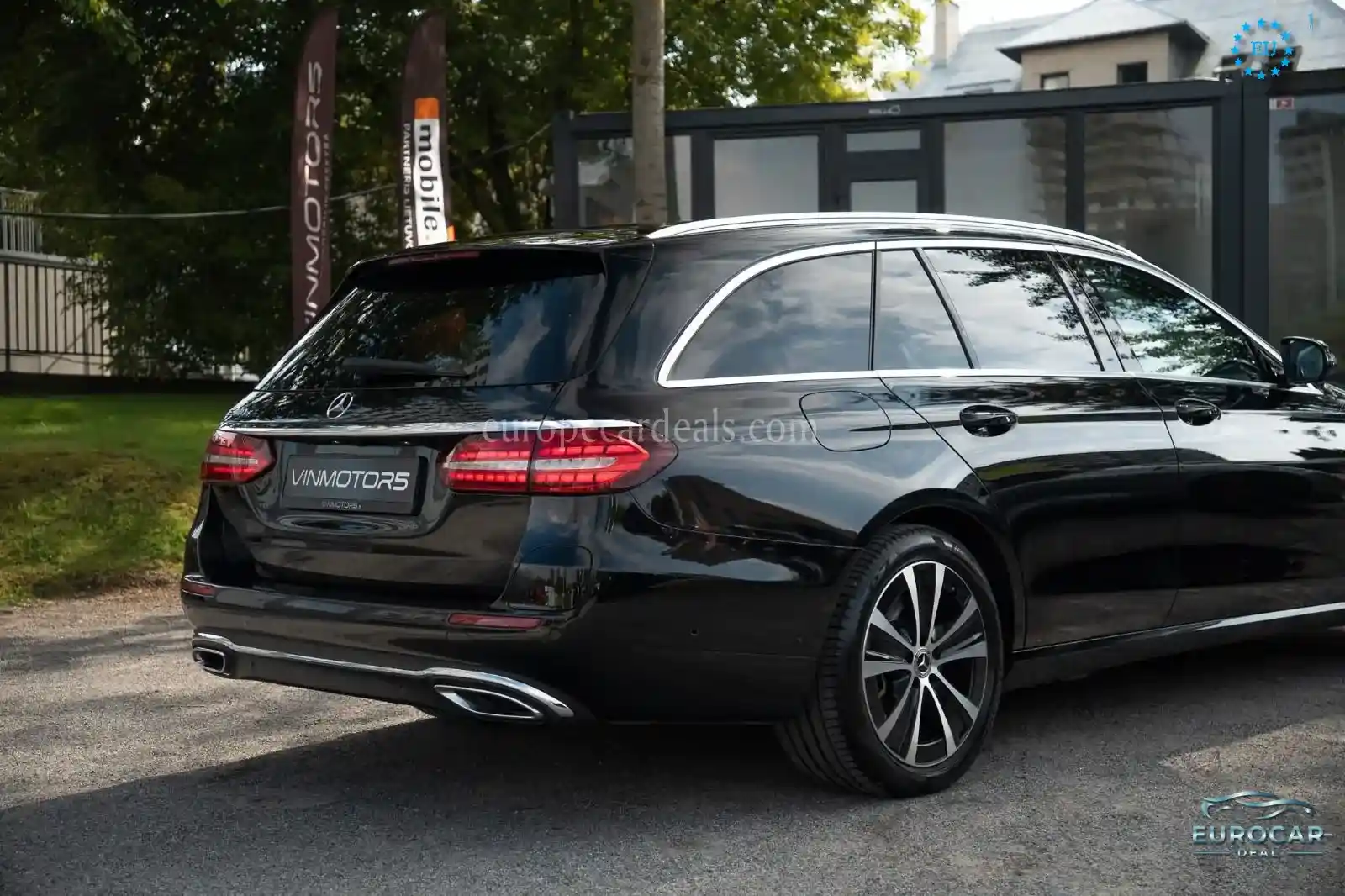 Mercedes-Benz E 300