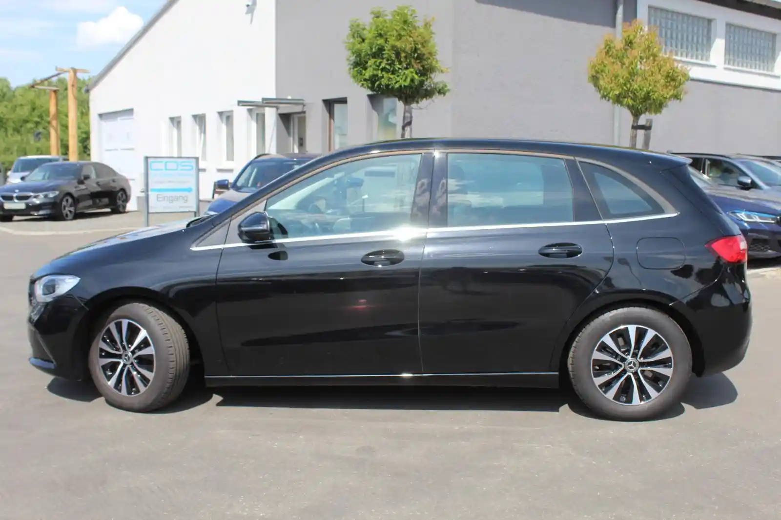 Mercedes-Benz B 200