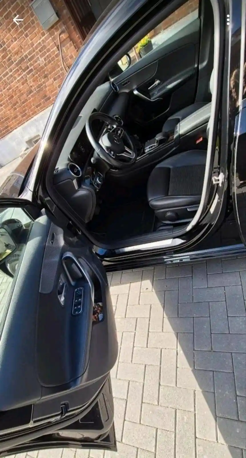 Mercedes-Benz A 220