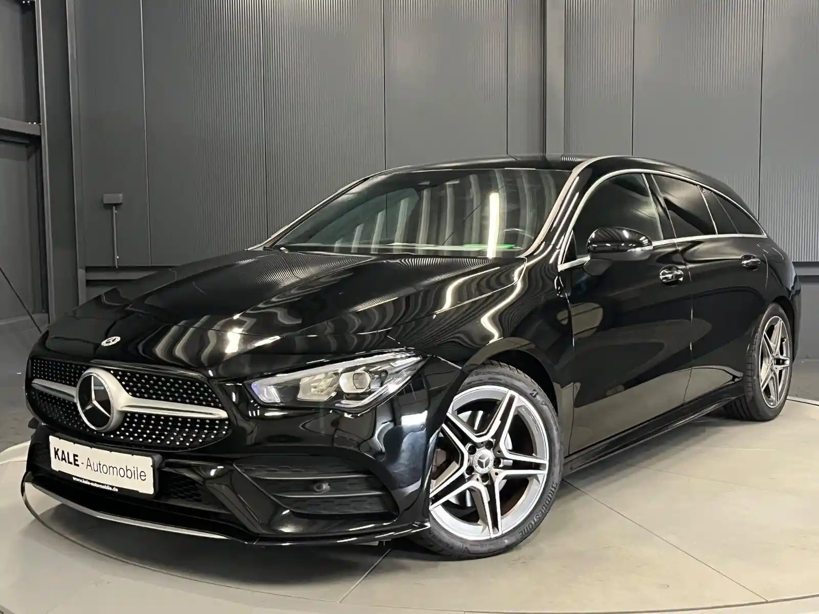 Mercedes-Benz CLA 220 Shooting Brake