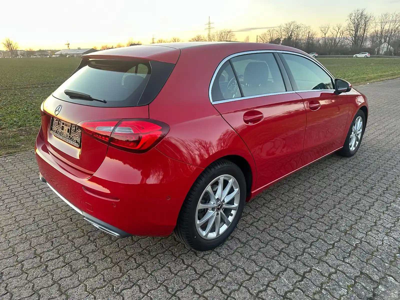 Mercedes-Benz A 180