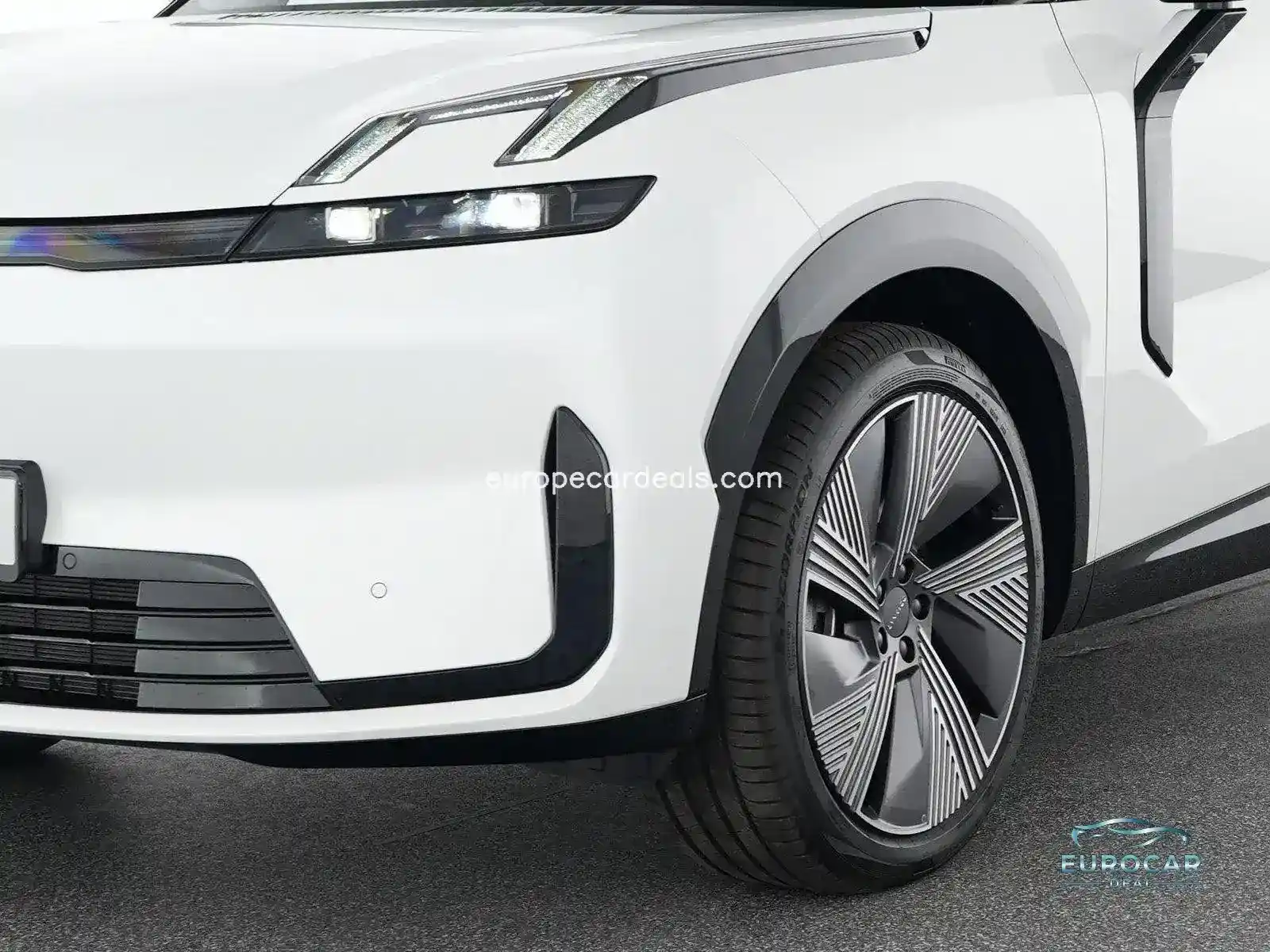 Lynk&Co 08