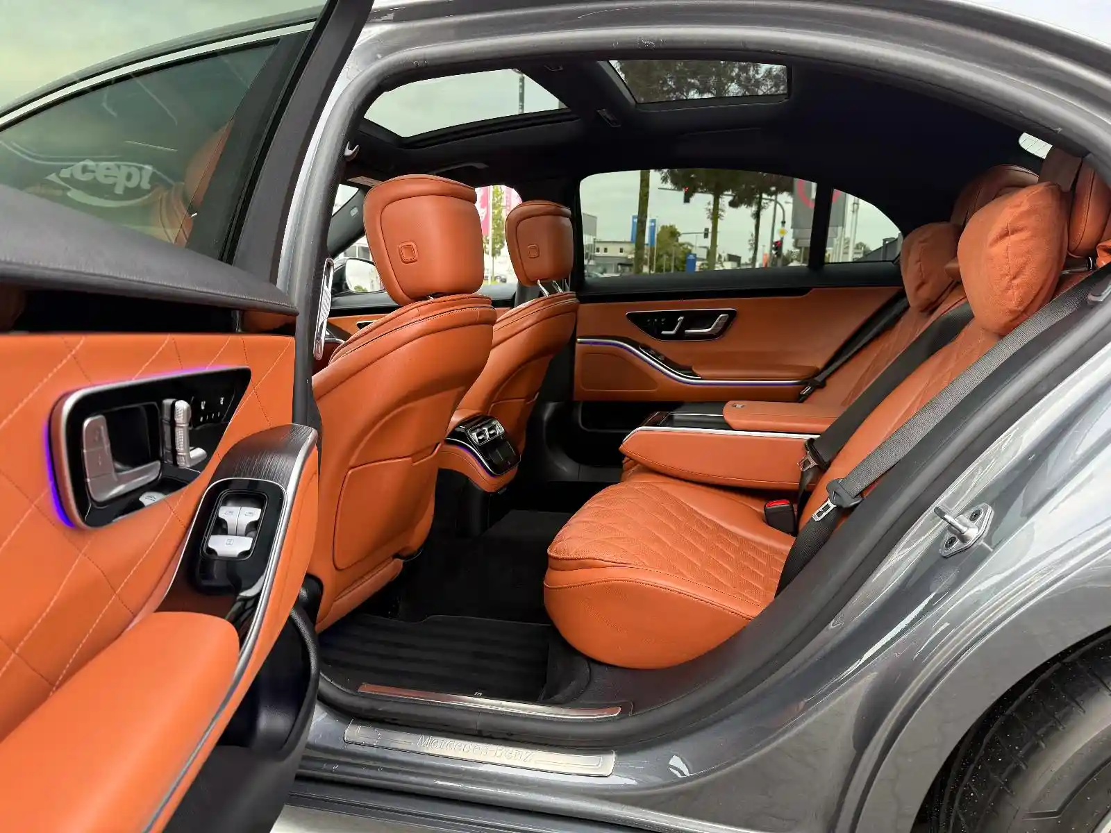 Mercedes-Benz S 400