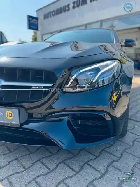 Mercedes-Benz E 63 AMG