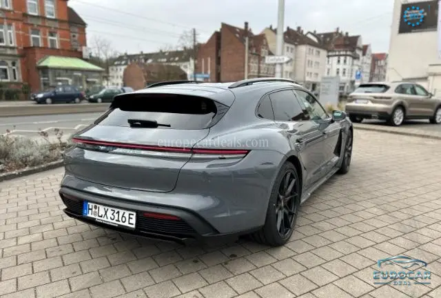 Porsche Taycan