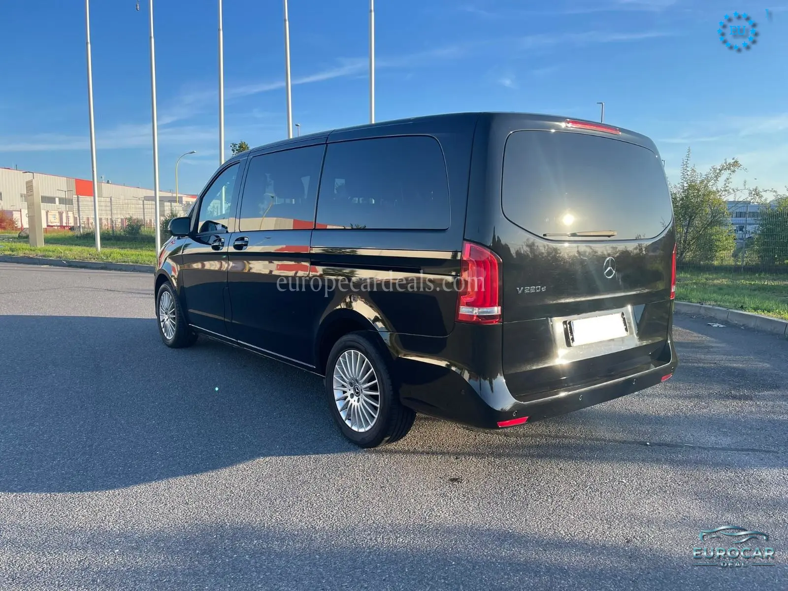 Mercedes-Benz V 220