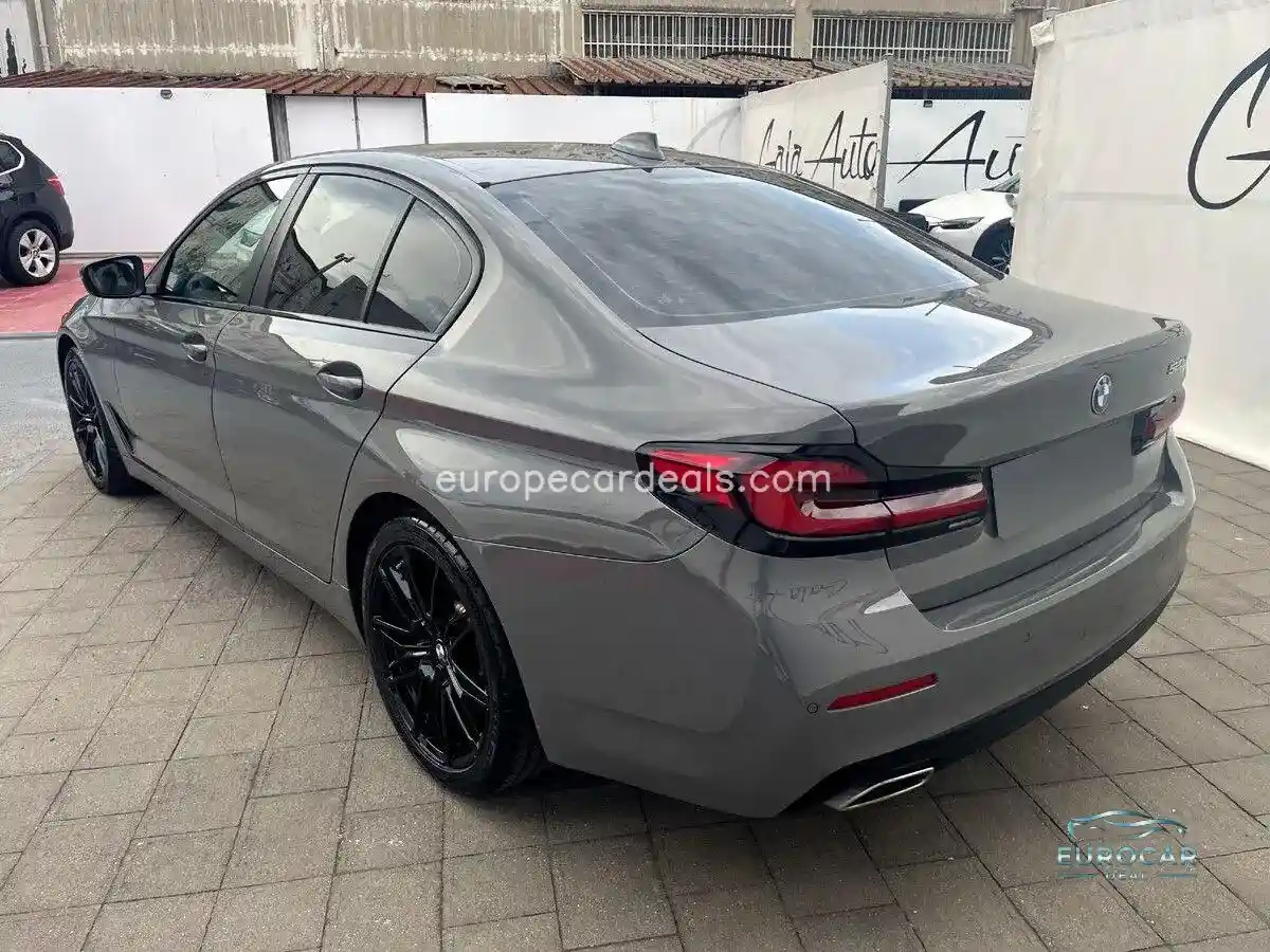 BMW 520