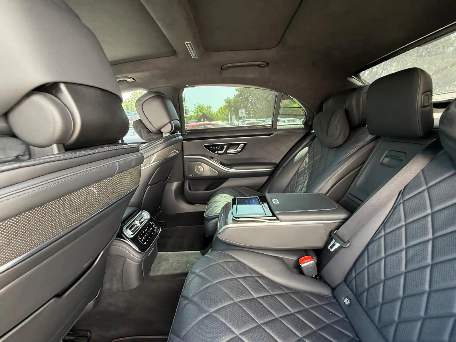 Mercedes-Benz S 400