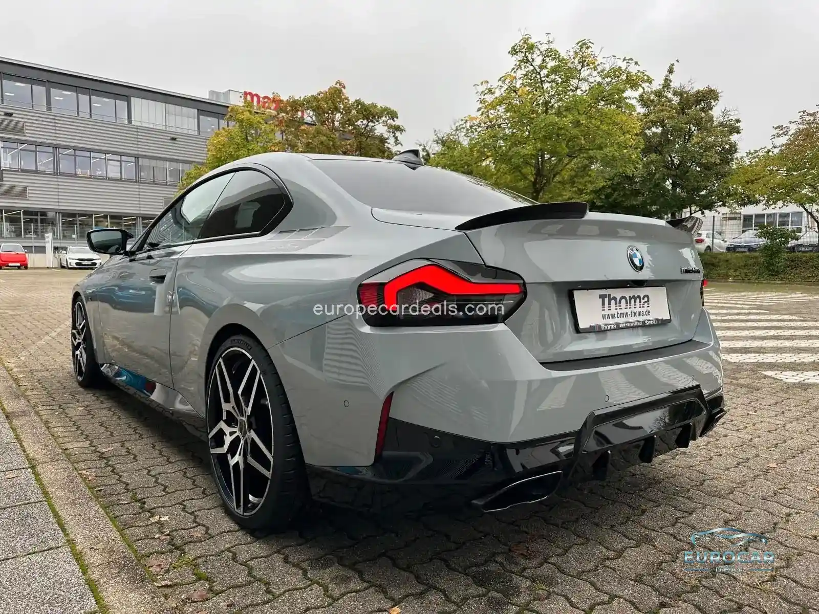 BMW M240i