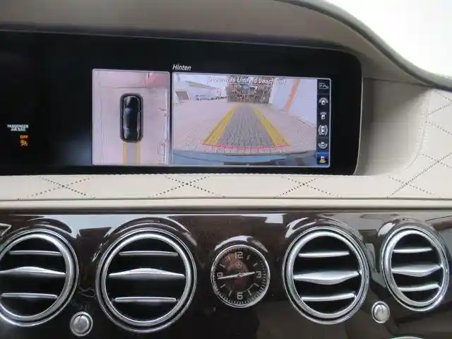 Mercedes-Benz S 560