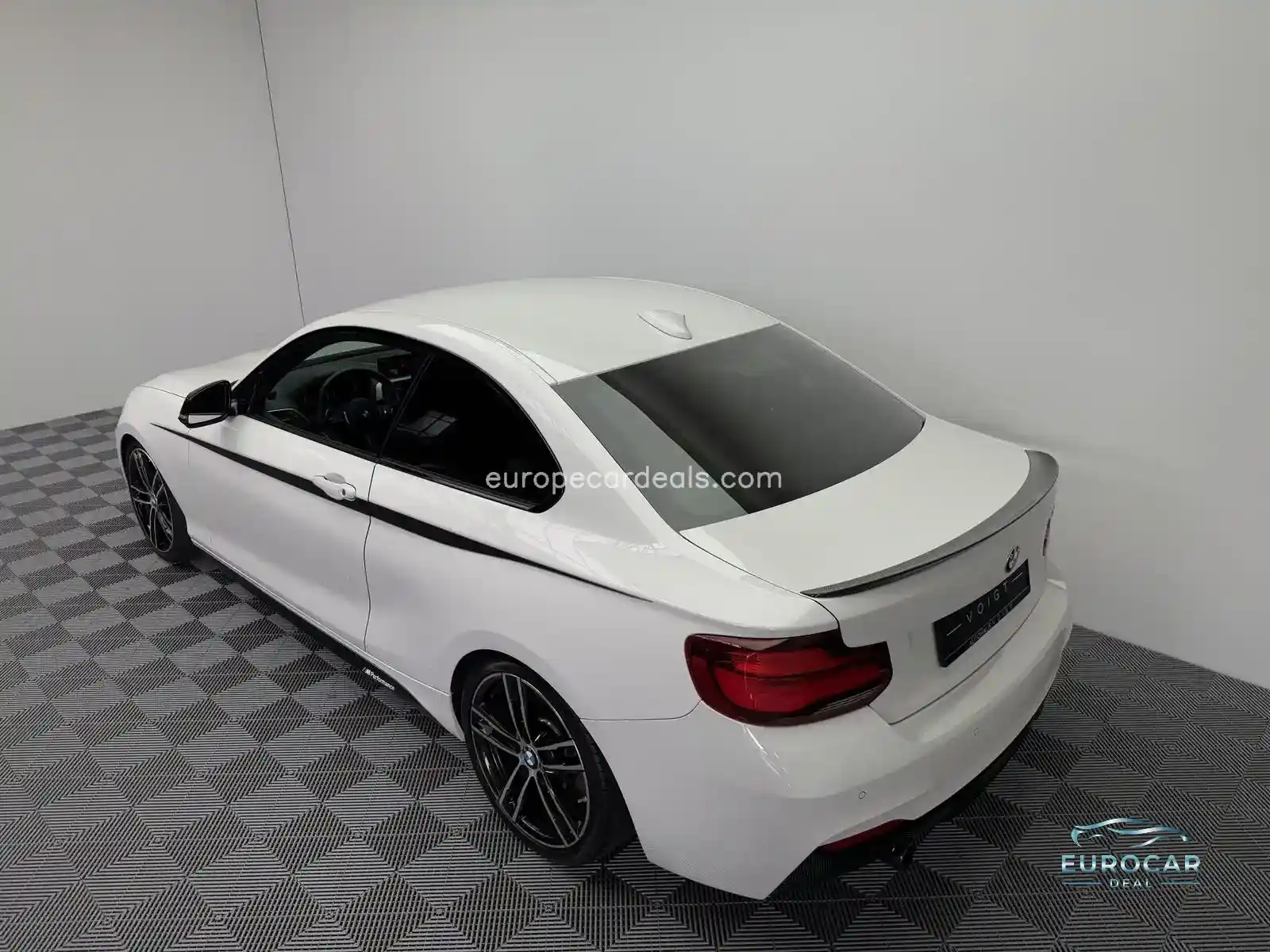 BMW M240i