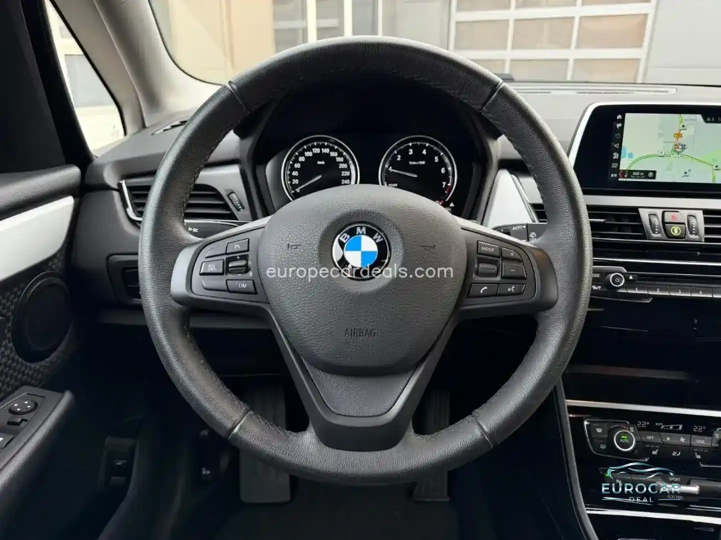 BMW 218