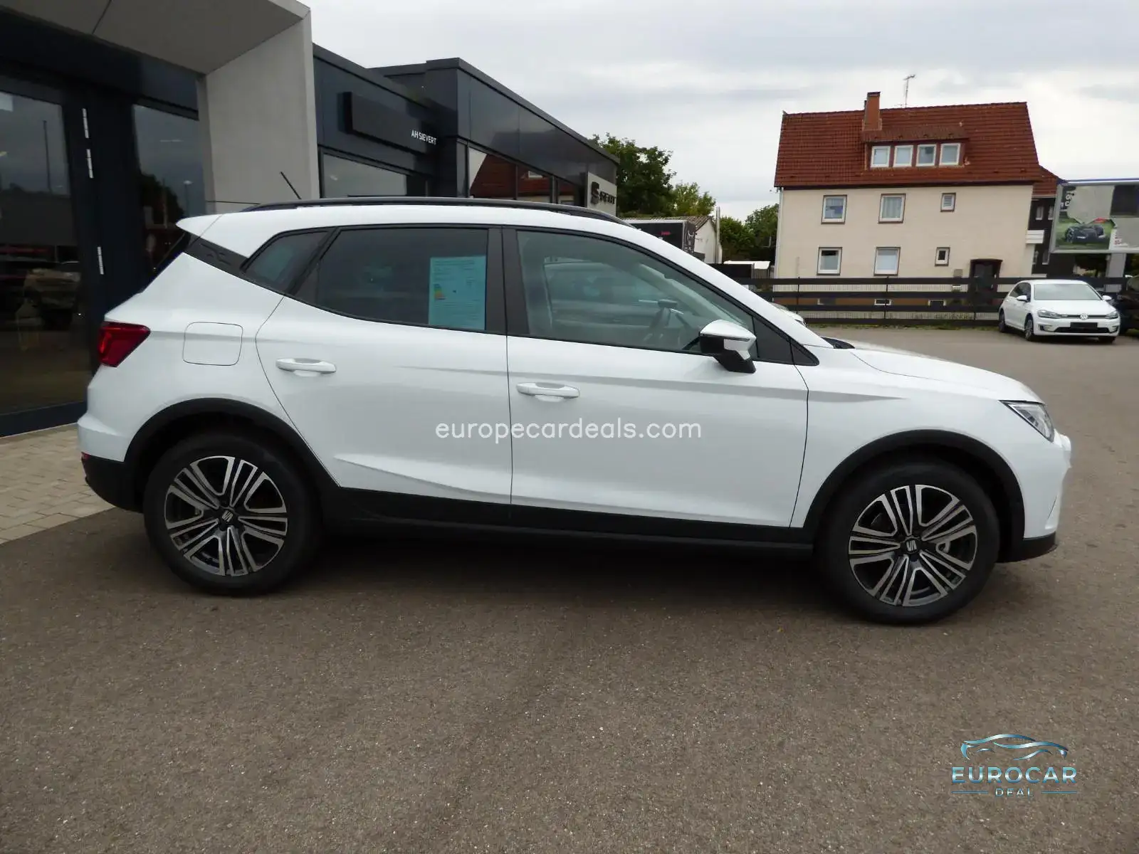 Seat Arona