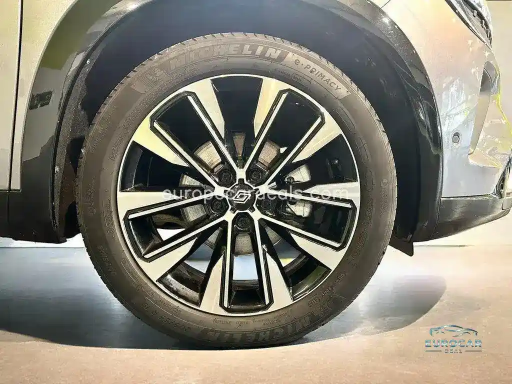 Renault Alaskan
