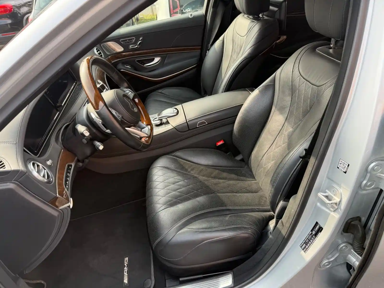 Mercedes-Benz S 500