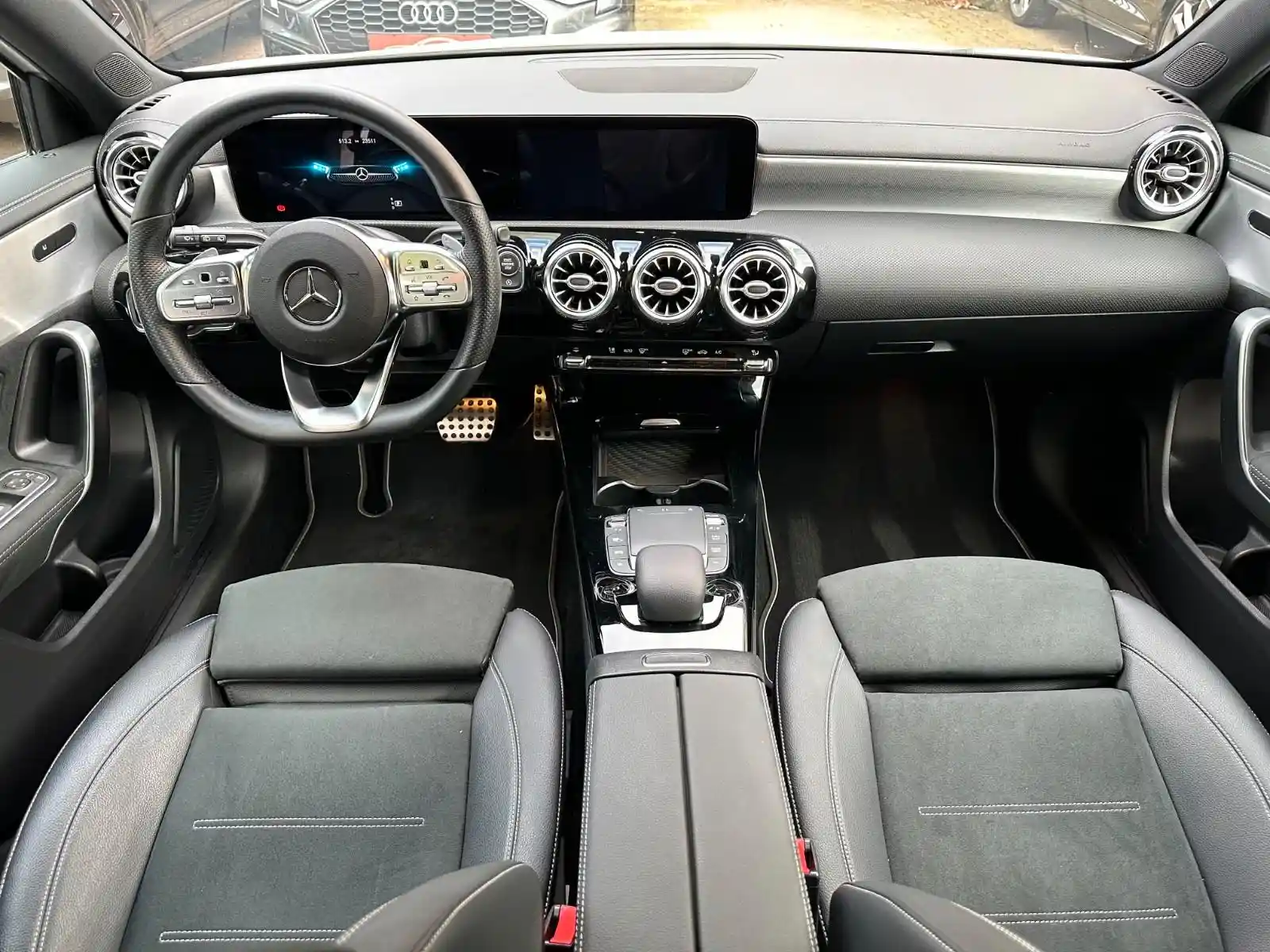 Mercedes-Benz A 200